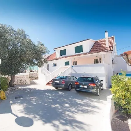 In With Sea View, Terrace, Air Conditioning, Wifi 5026-3 Apartment