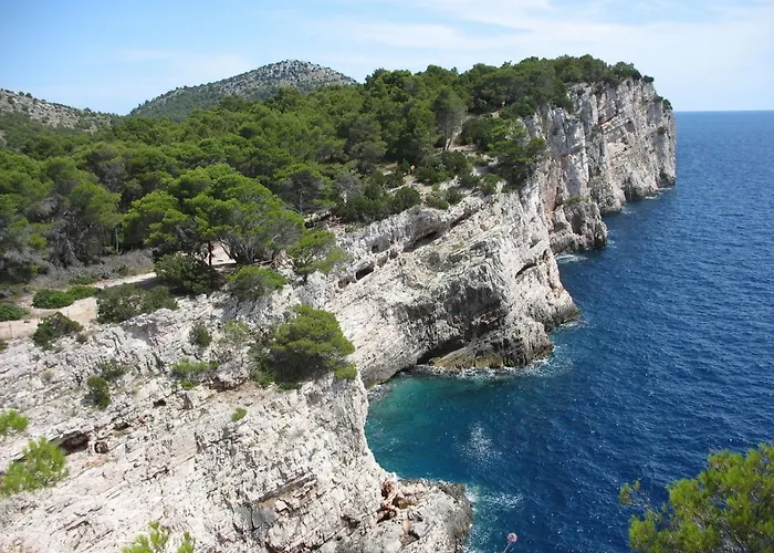 Appartement In With Sea View, Terrace, Air Conditioning, Wifi 5026-3 *