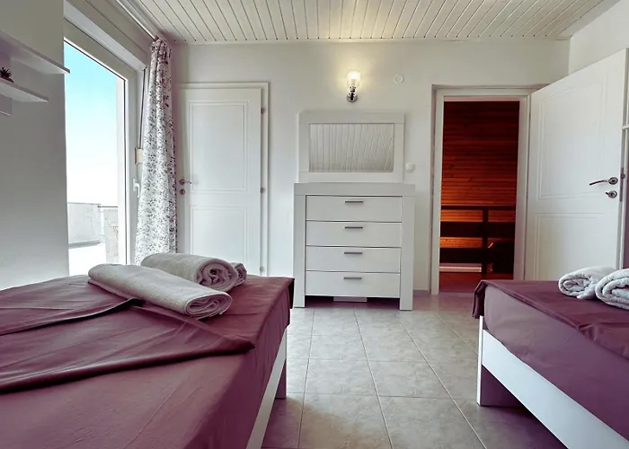 In With Sea View, Terrace, Air Conditioning, Wifi 5026-3 * Murter