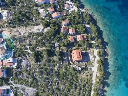 In With Sea View, Terrace, Air Conditioning, Wifi 5026-3 Apartmán Murter